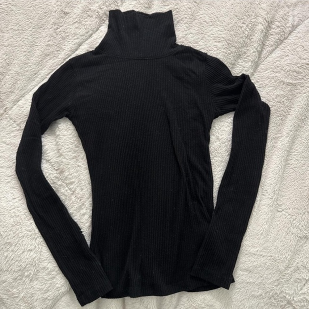PacSun Black Turtleneck Sweater